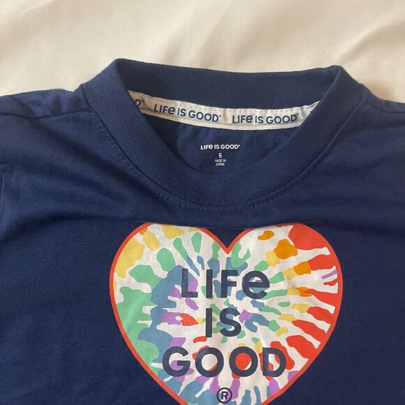Life is good Kids retro rainbow Heart t- Shirt size 5. Made in China. - Picture 5 of 5